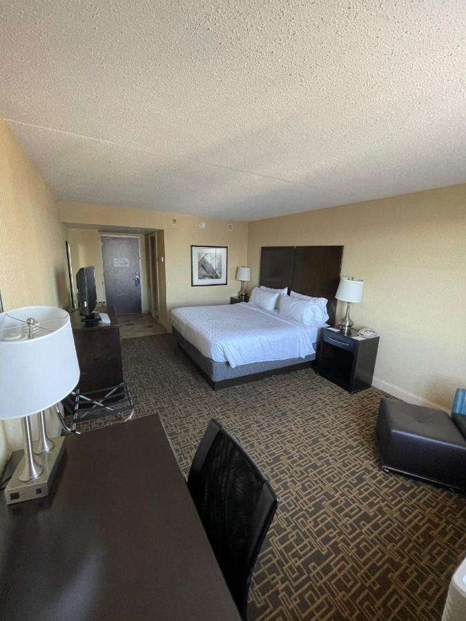 Holiday Express Penn's Landing By Ihg 3*