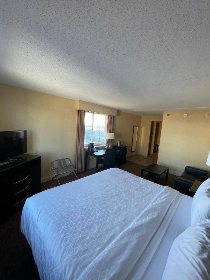 Hotel Express Penn's Landing By Ihg 3*