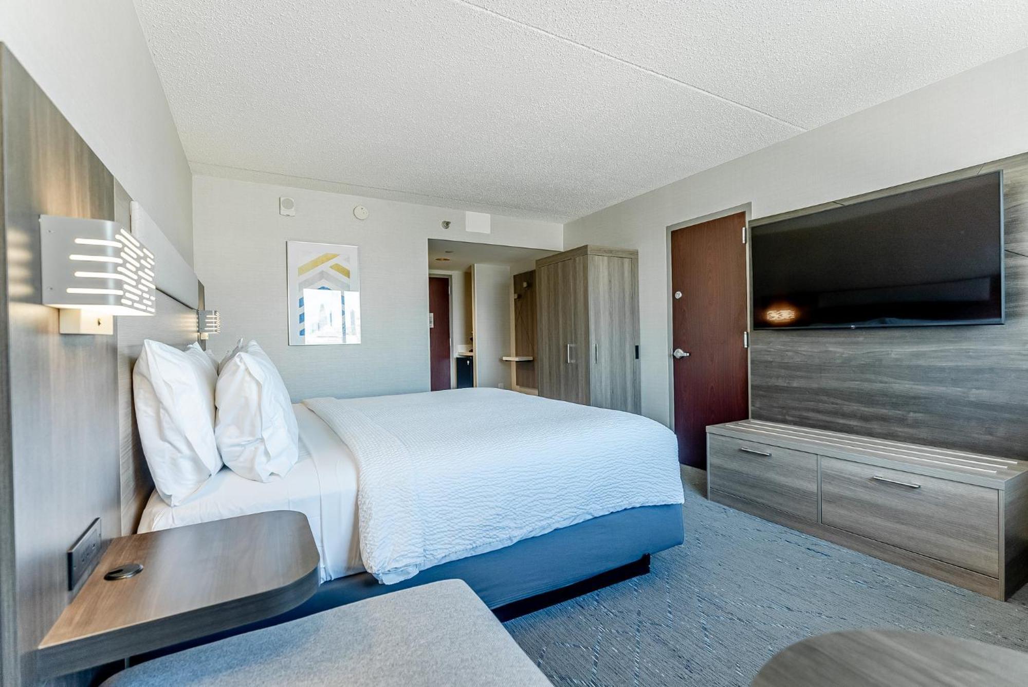 Hotel Express Penn's Landing By Ihg