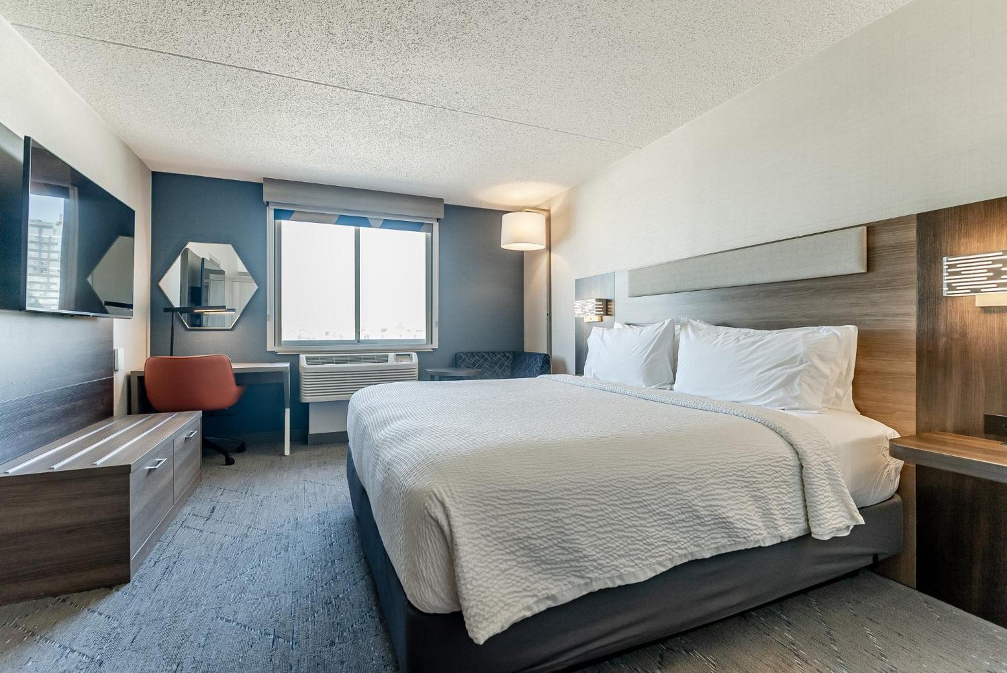 Express Penn's Landing By Ihg 3*