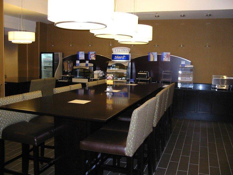 Express Penn's Landing By Ihg 3*