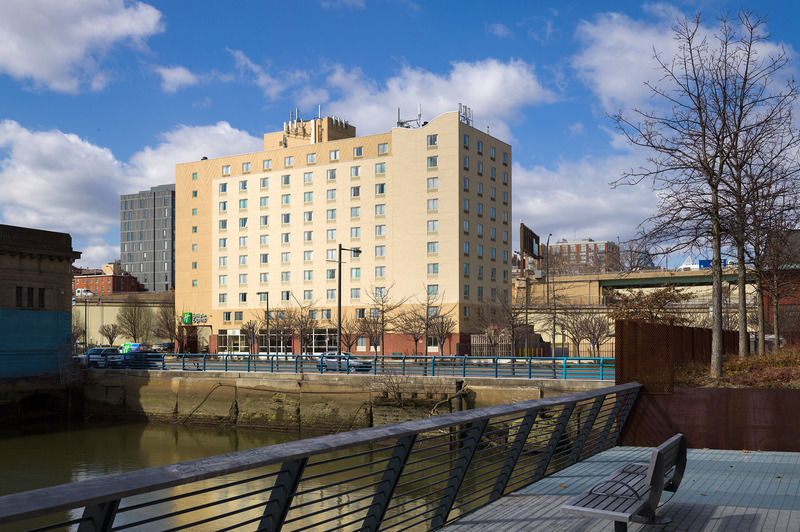 Hotel Express Penn's Landing By Ihg 3*