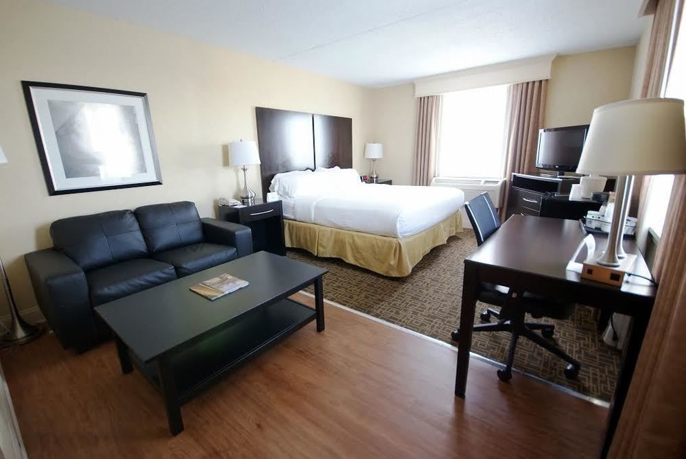 Holiday Express Penn's Landing By Ihg